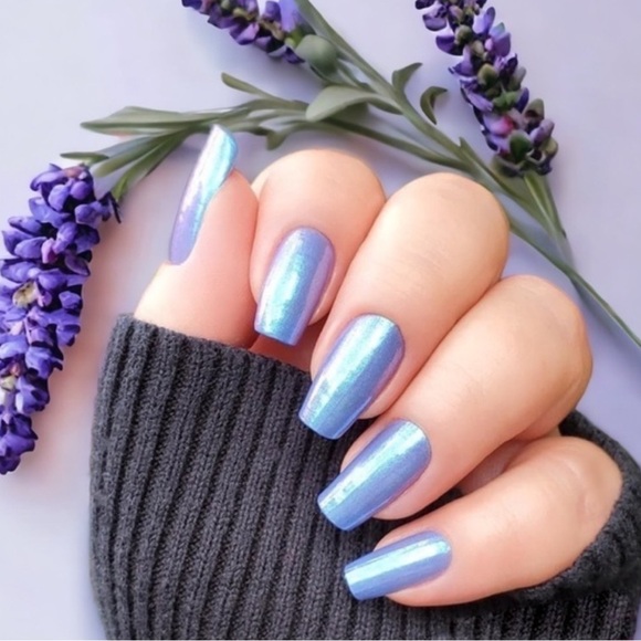 Color Street “Strobe Lights” a blue to purple color shift, shimmer finish - Picture 9 of 9